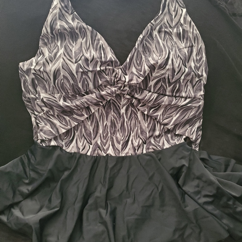 Jaclyn Smith halter top one piece swimsuit